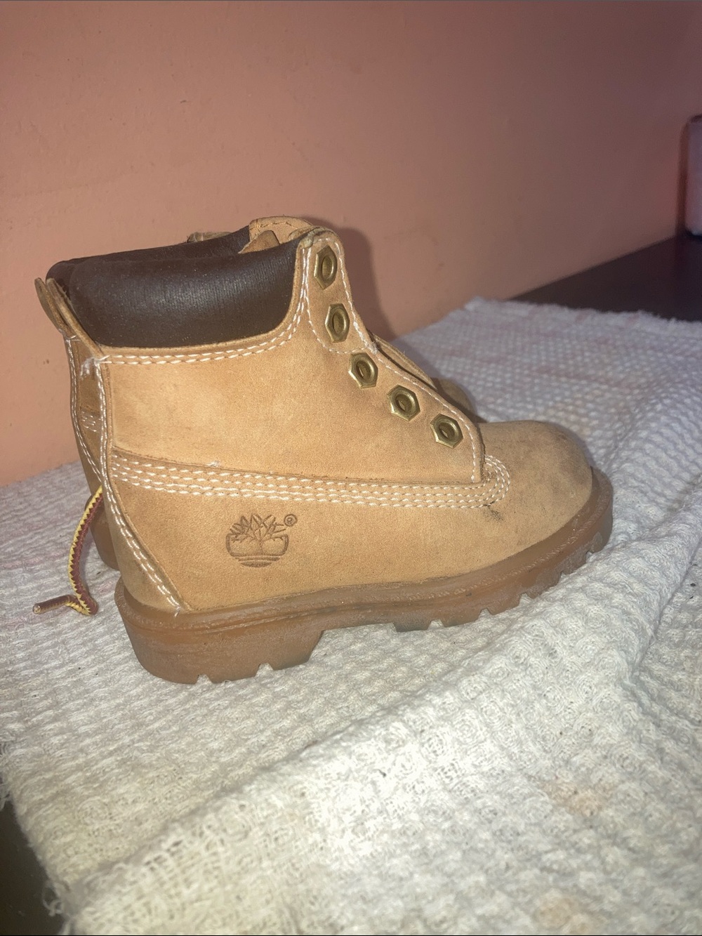 Timberland Kids Tan Nubuck Lace-Up Boot